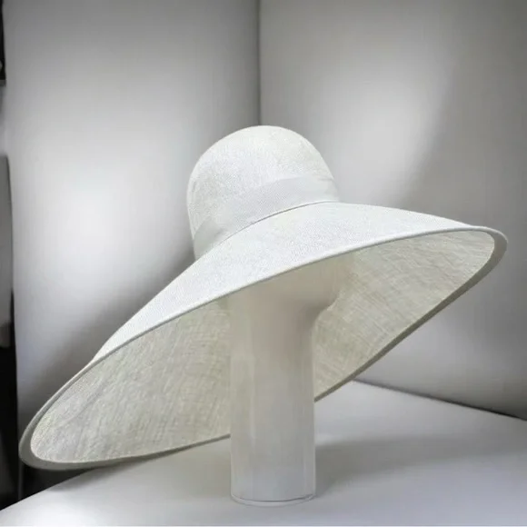 Valentino Garavani Large Brim Abaca Sun Hat Size 56 EU=21 7/8" - Picture 3 of 16